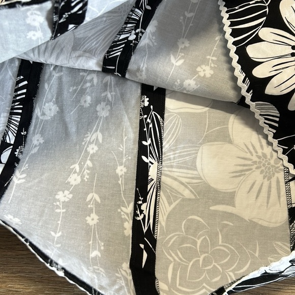 GRACE ELEMENTS Black and White Skirt - Picture 5 of 9